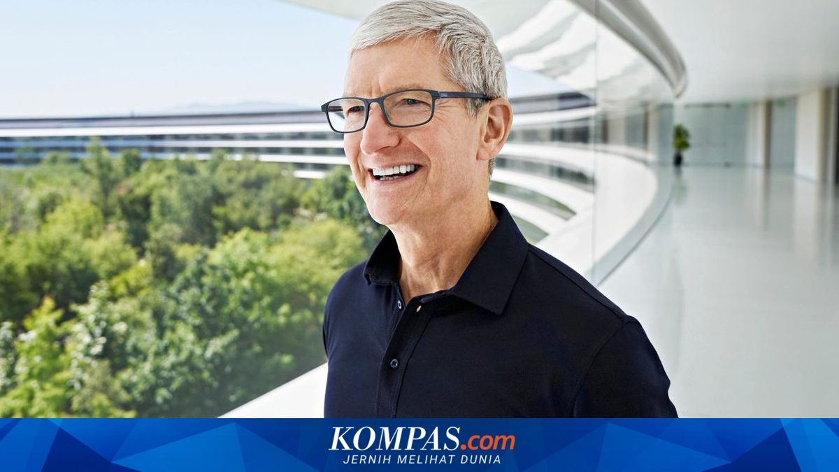 Writes Farewell Memo, Tim Cook Praises Apple Employees