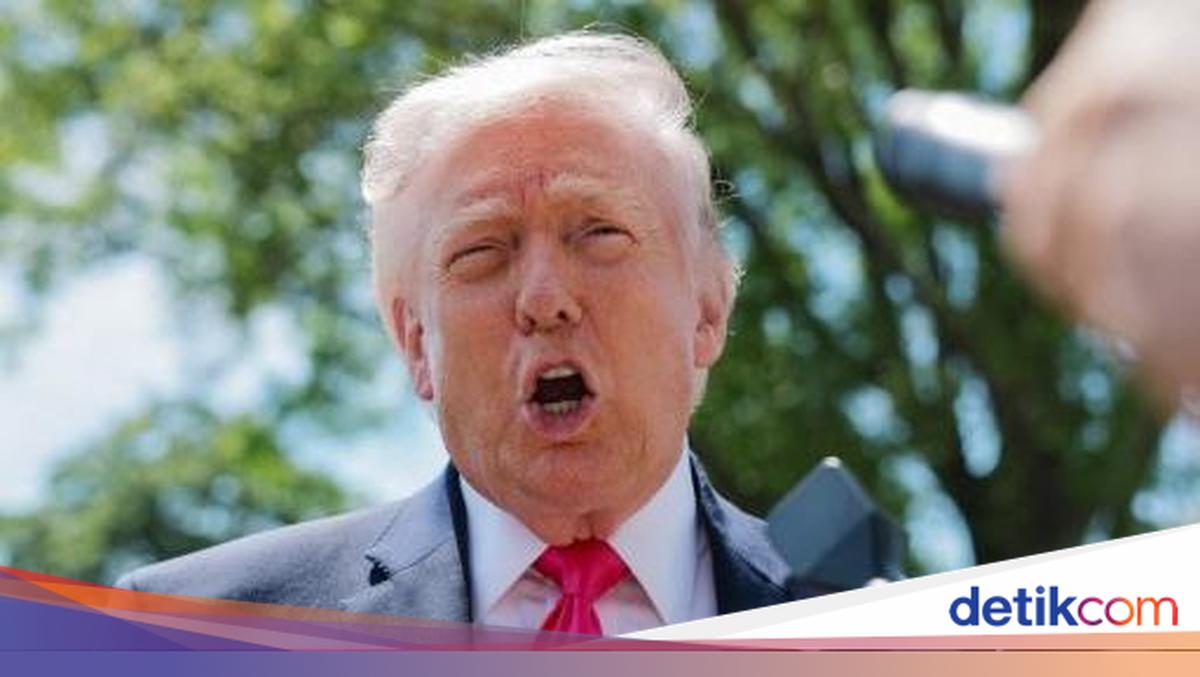 Extending Ceasefire, Trump Says Iranian Government is Divided
