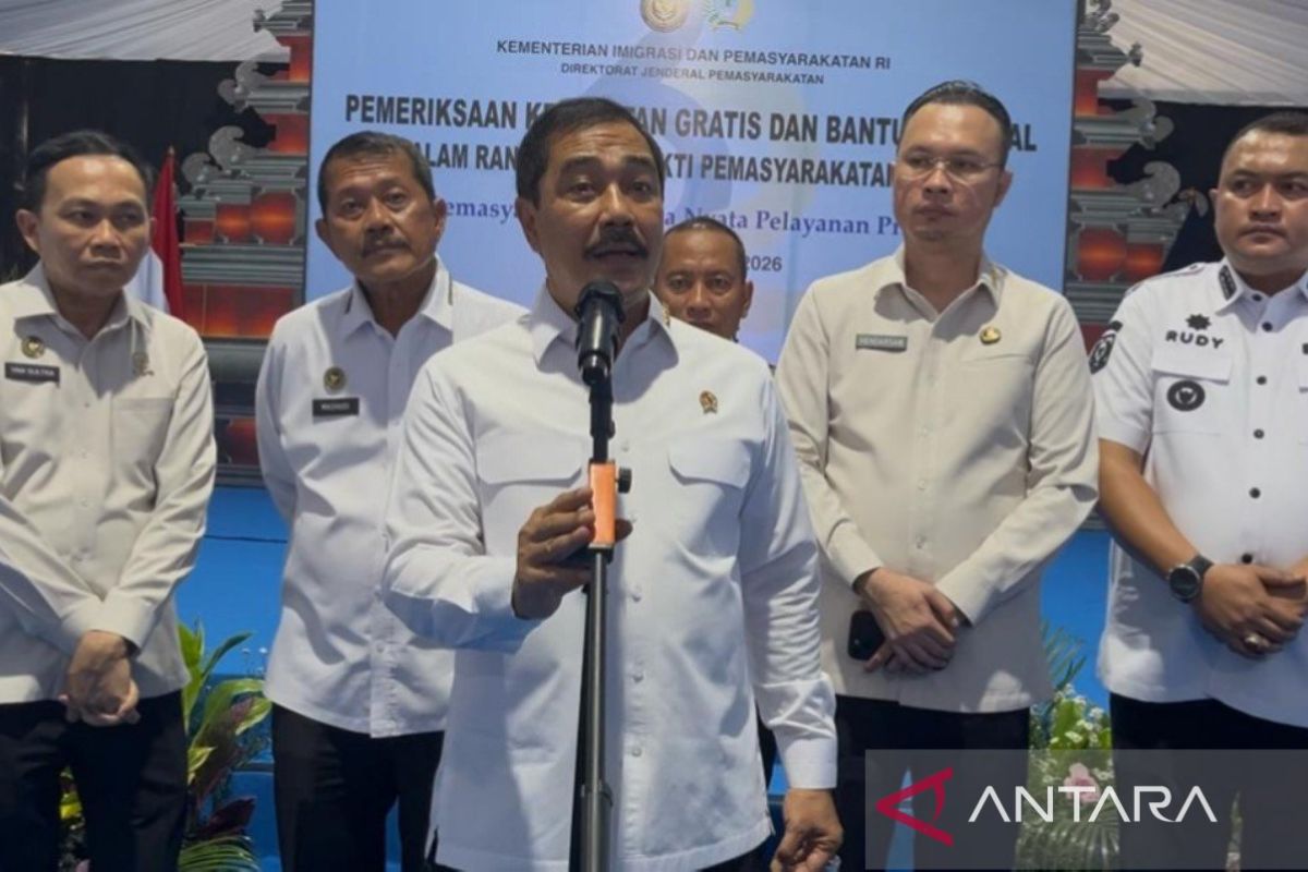 Minister Imipas: Corruption Inmate Who Stopped at Coffee Shop Transferred to Nusakambangan