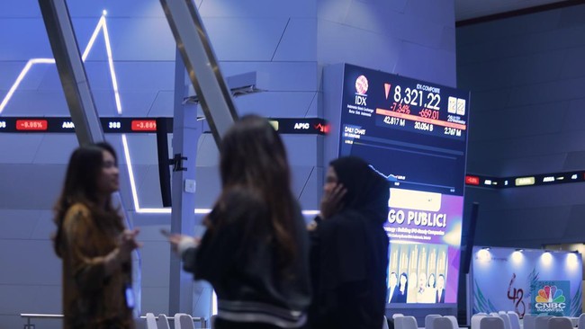 JCI Falls 0.2% to 7,544 as Investors Offload DSSA and BREN Shares
