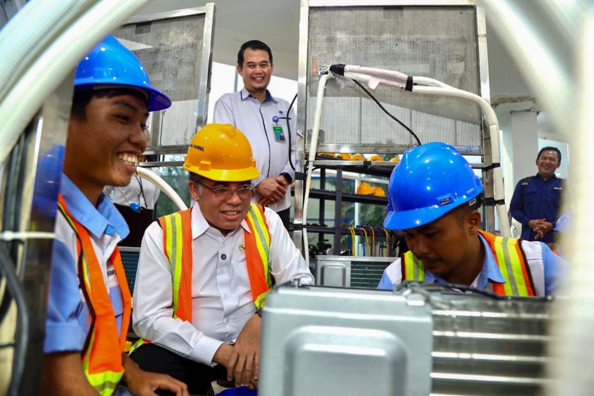 Minister of Manpower: Expanding Vocational Training Access to Create Competent Human Resources