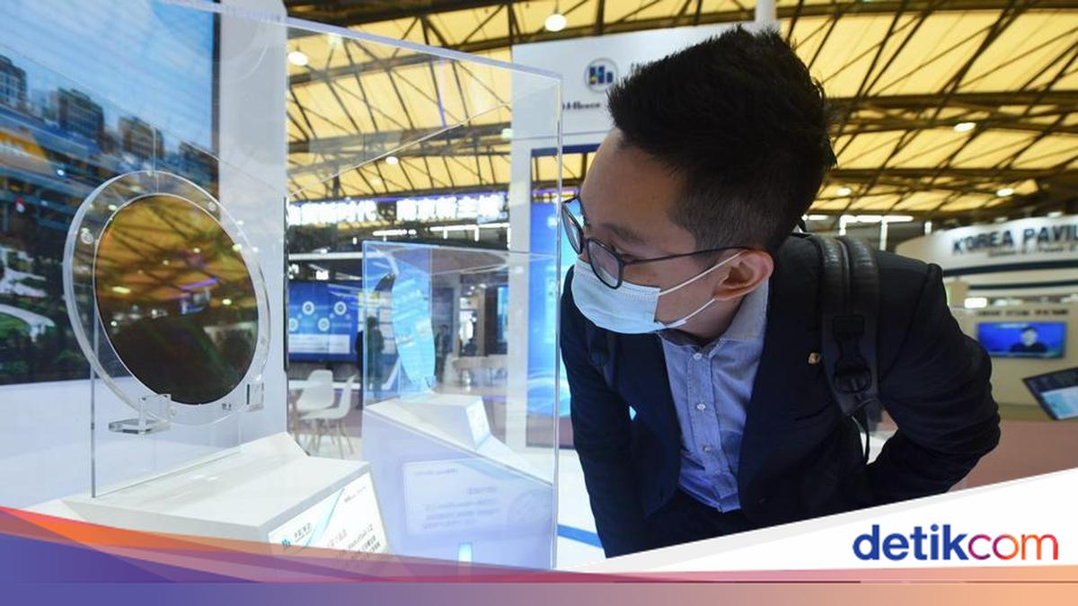 US-China Chip War: Who Will Dominate the Future of AI?