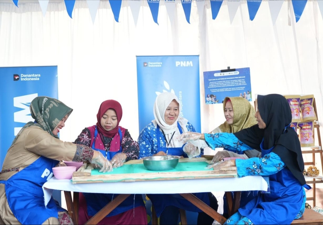 Kartini Spirit Grows from Women on the Rembang Coast Through Sea Rengginang