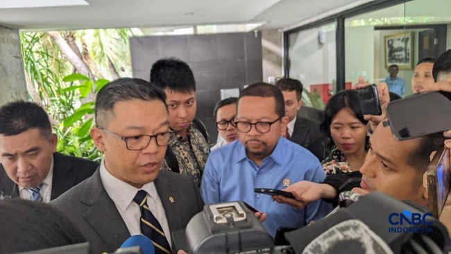 Sugiono Reveals Indonesia's Readiness to Send Personnel for Russia's Cosmonaut Programme