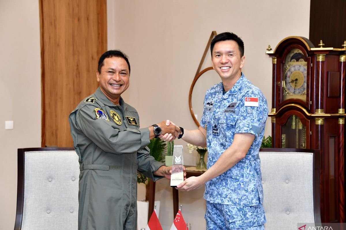 Indonesian Air Force Strengthens Defence Cooperation with Singapore Air Force