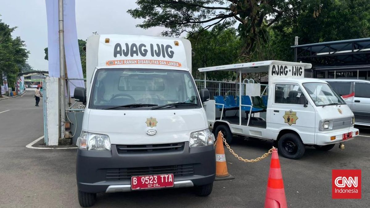 Hajj Dormitory Jakarta's 'Ajag-Ijig' Vehicle Assists Elderly and Disabled Pilgrims