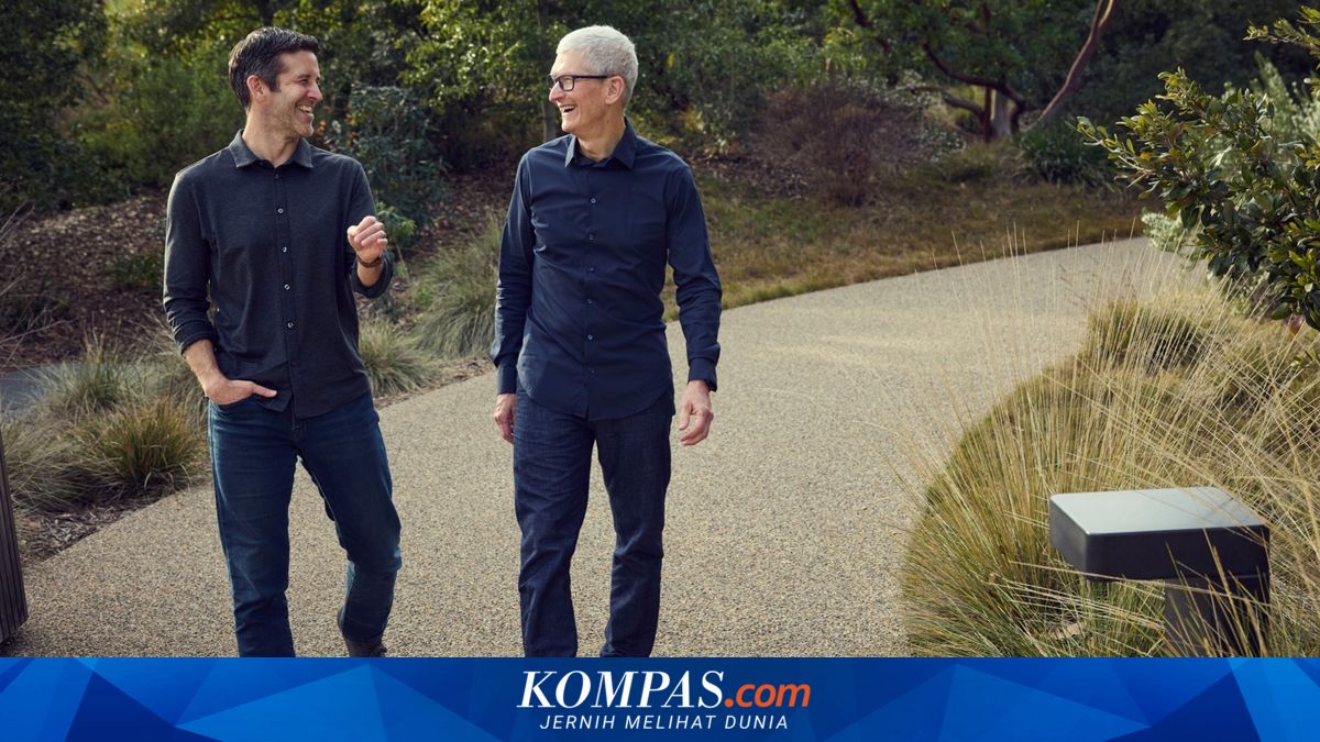 Is This the Real Reason Tim Cook is Stepping Down from Apple?