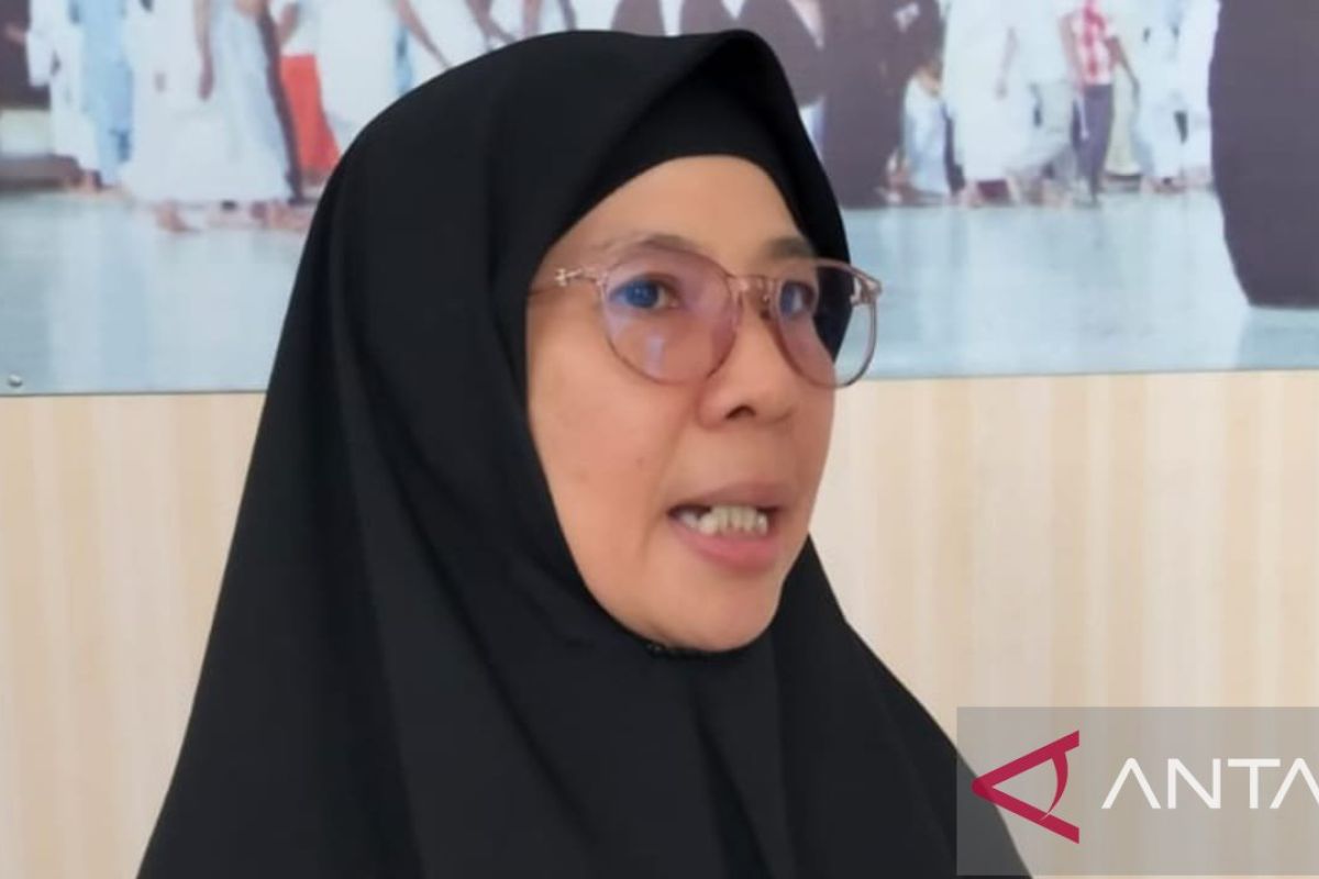 Bangka Hajj and Umrah Ministry Office Receives Two Hajj Candidates on Transfer