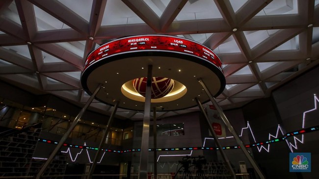 BREN and DSSA Shares Weigh Down, IHSG Falls 0.24% to 7,541