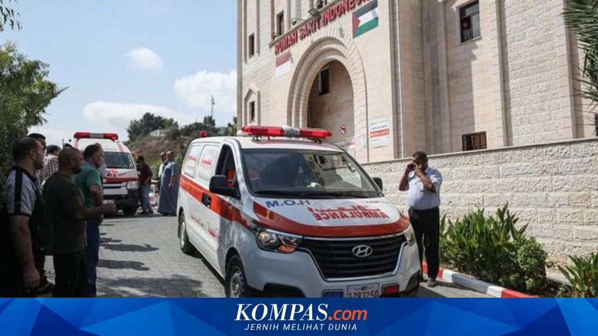 Indonesia Condemns Israeli Forces for Erecting 'Rising Lion' Banner on Ruins of Indonesian Hospital in Gaza