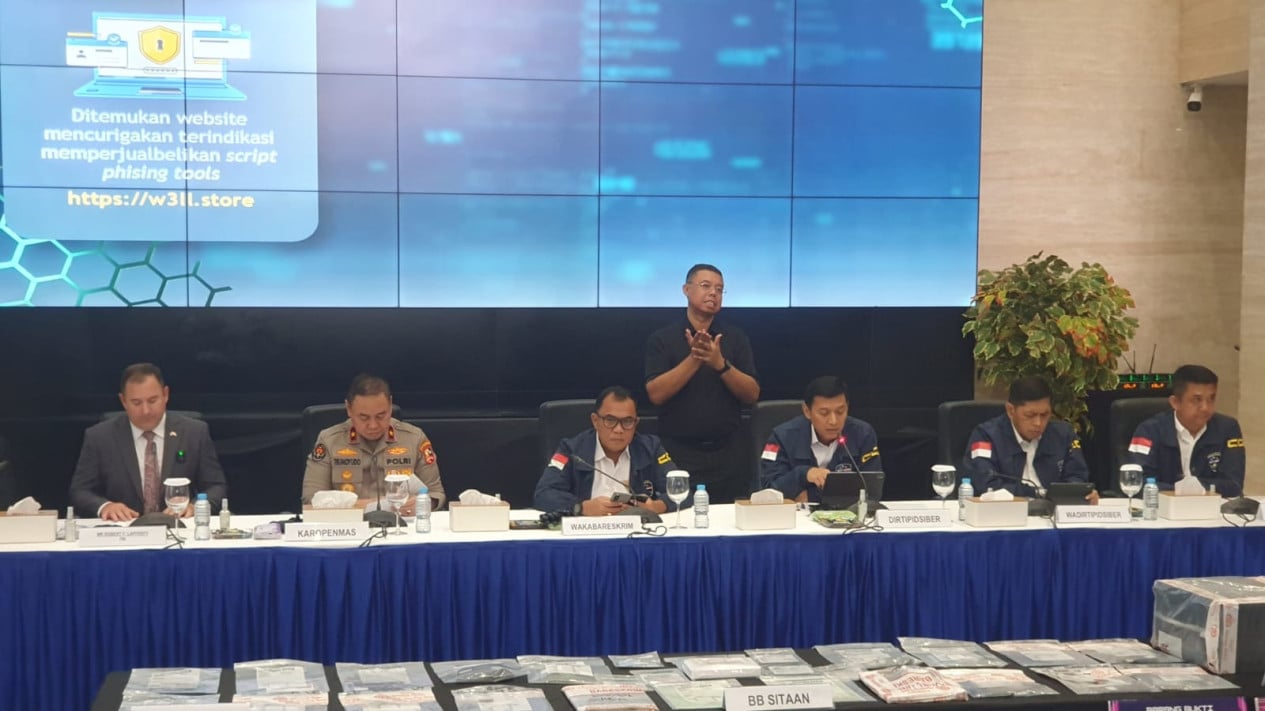 NTT Couple Becomes Brains Behind International Phishing Operation Affecting 34,000 Victims, Arrested by FBI and Polri Together