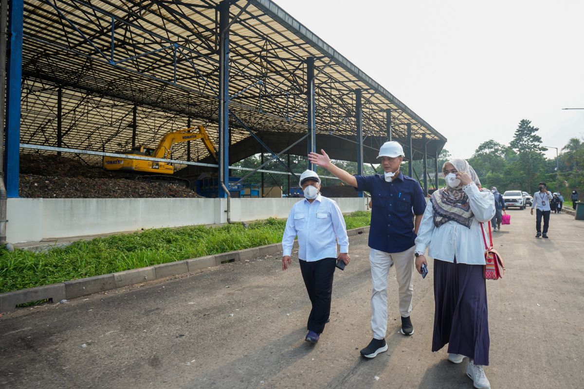 On Waste Management, Legislator: Jakarta Must Undergo Total Transformation