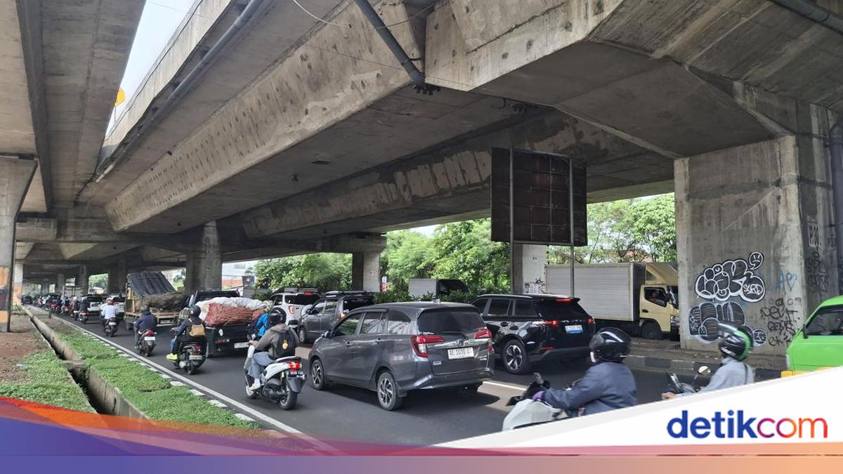 New Mall in Bogor Causes Unavoidable Traffic Jam