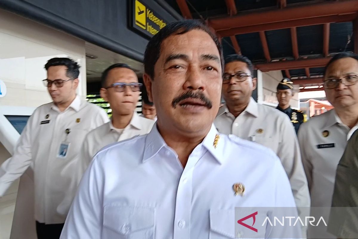 Minister of Immigration and Community Affairs urges public not to force illegal Hajj pilgrimage