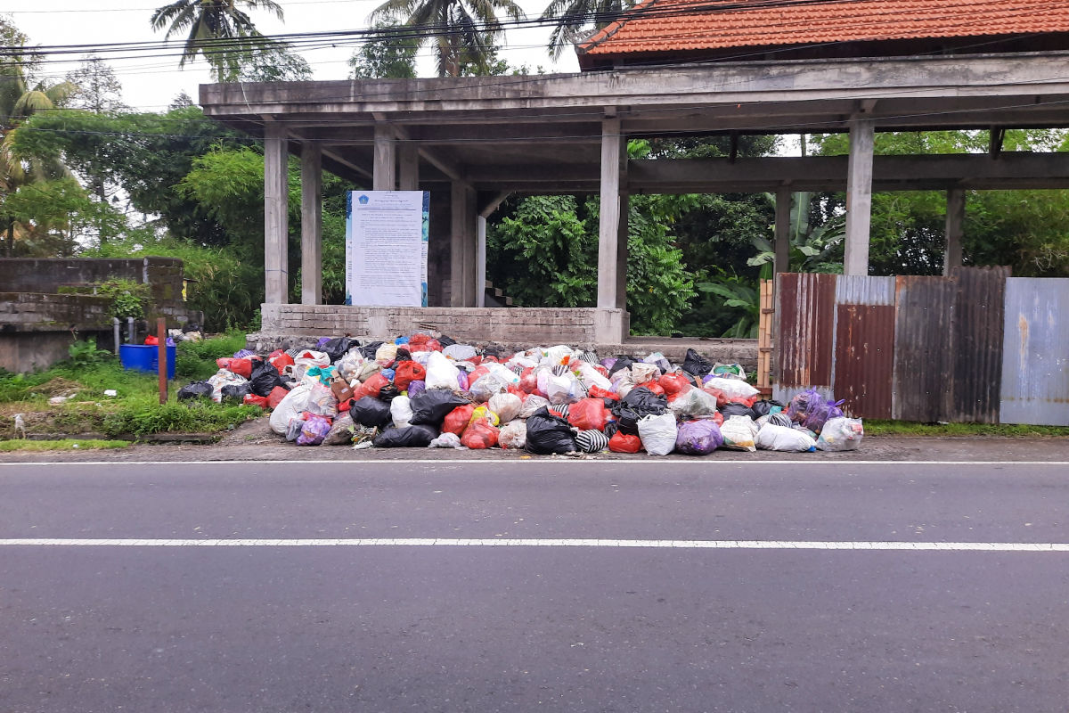 Landfill Closures Cause Trash Chaos Across Bali: Here’s What Tourists Need to Know