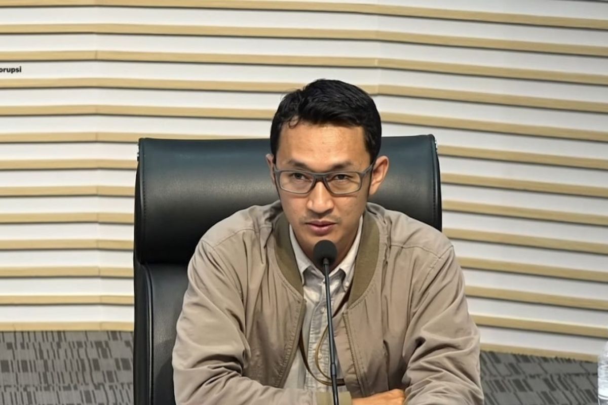 KPK examines nine Tulungagung Regency officials over alleged extortion