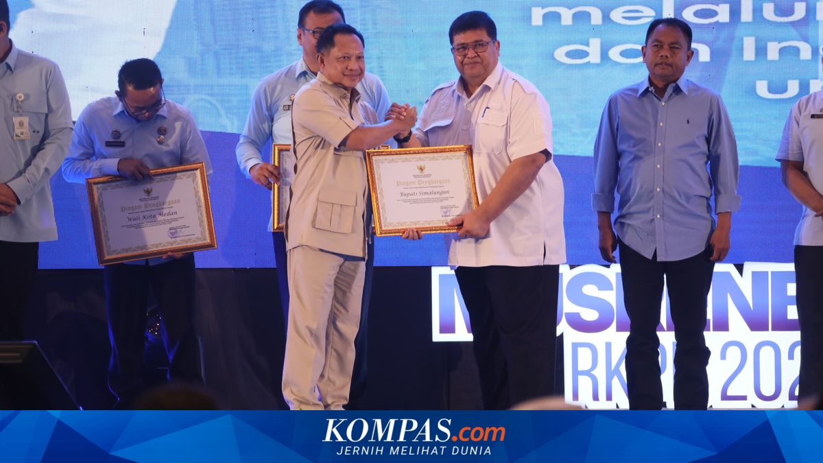 Demonstrating Solidarity, 8 Local Governments in North Sumatra Assist Aceh's Recovery through Inter-Regional Grants