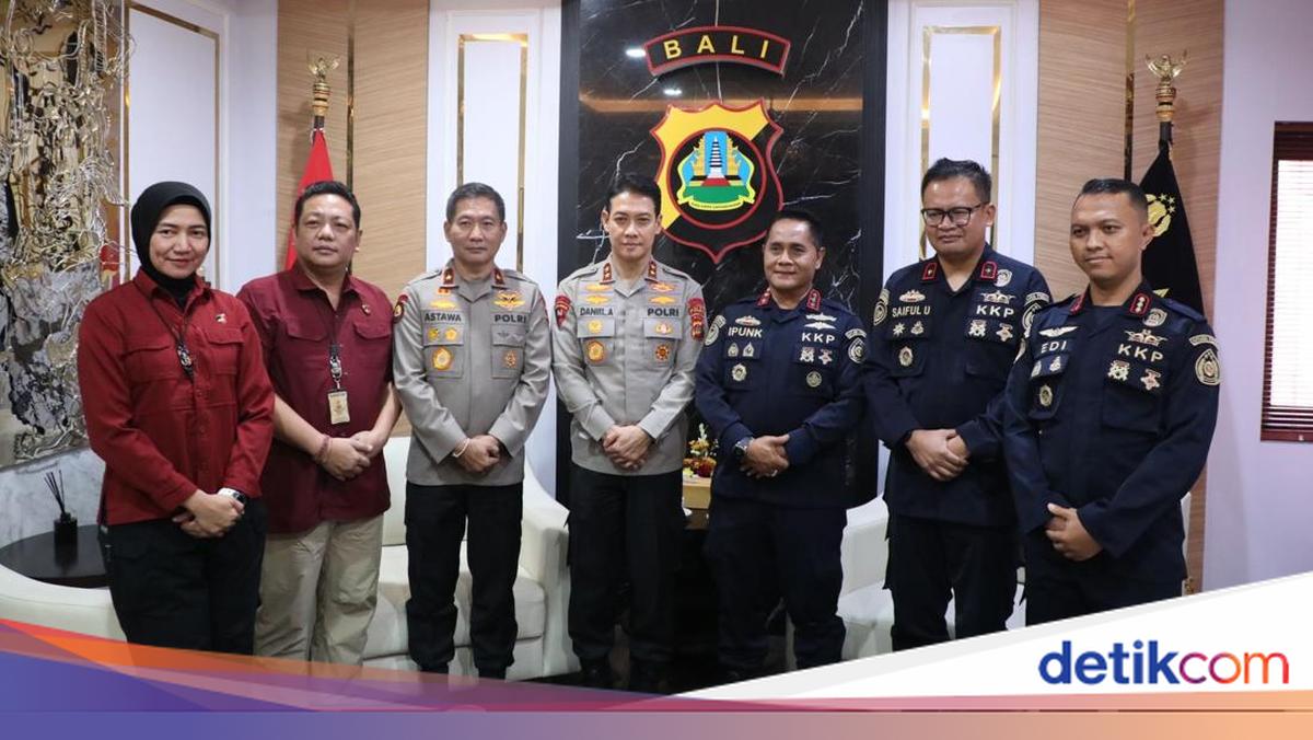Bali Police Receive Award from Ministry of Marine Affairs and Fisheries for Uncovering KM Awindo 2A Trafficking Case