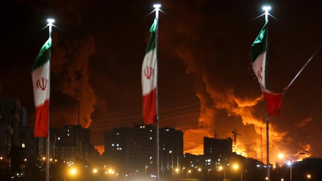 Trump Claims Iran is Fracturing from Within, Here Are the Facts