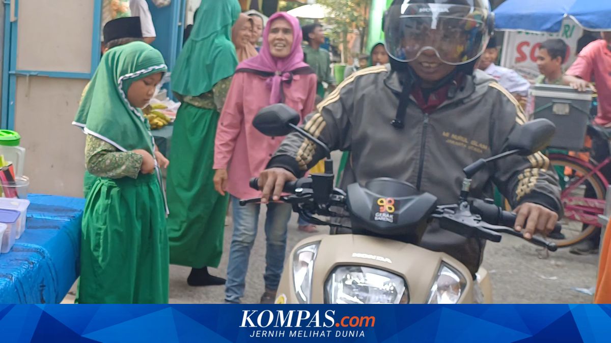 Aid Motorcycle Immediately Used, Teacher Mr Azis's Journey Now Shorter