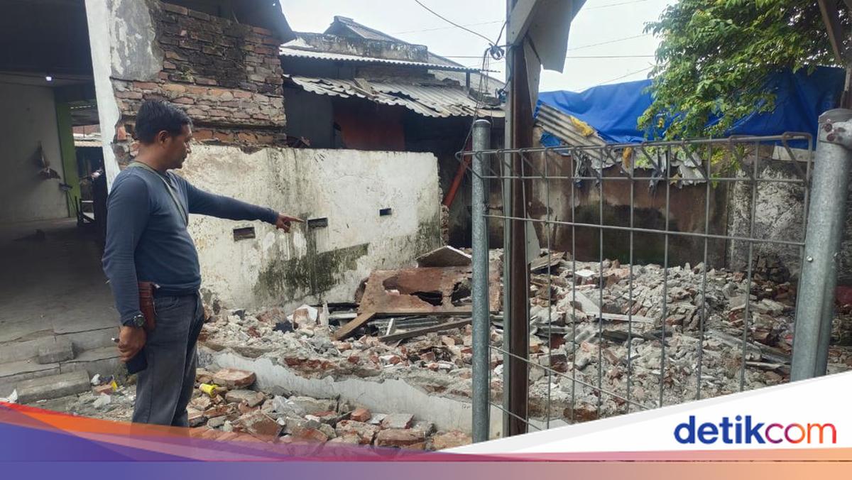 Confession of the Man Who Demolished the Tomb of a Figure Alleged to be a Saint in Sidoarjo