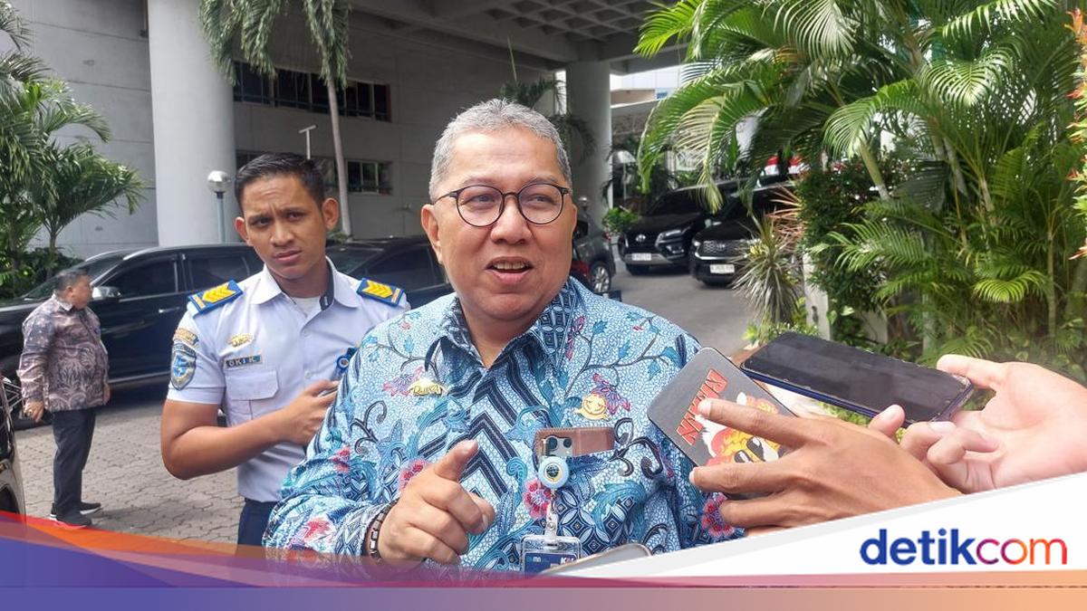 KPK Summons Dirjen Intram of Ministry of Transportation Risal Wasal Regarding DJKA Case