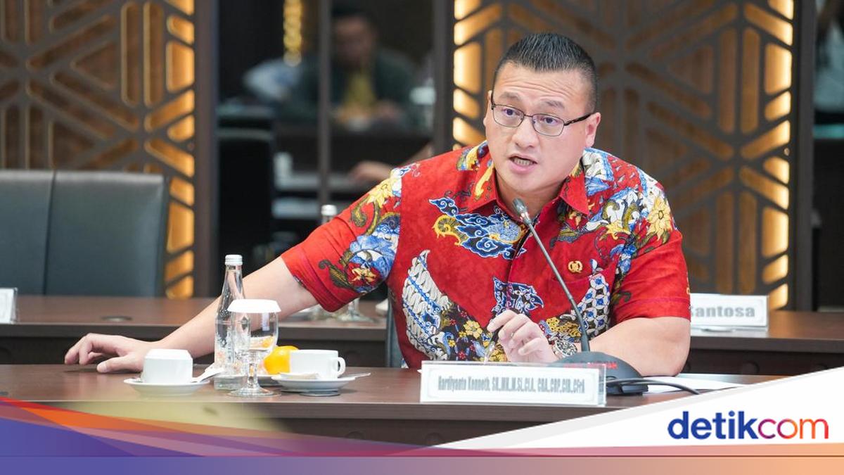 DKI DPRD Member Kenneth Highlights Illegal Parking, Cashless System as Solution