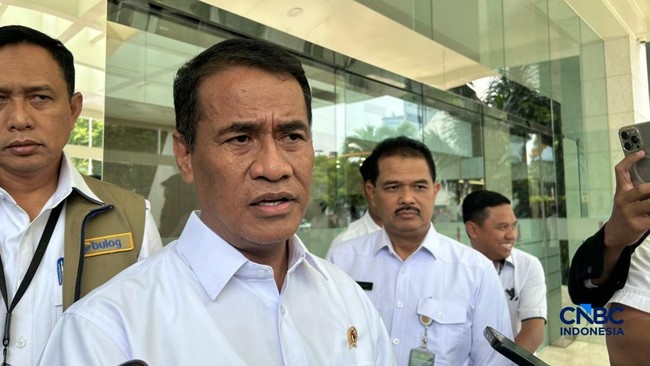 Amran Firmly States IMF is Wrong, Indonesia's Agriculture in Ruins!