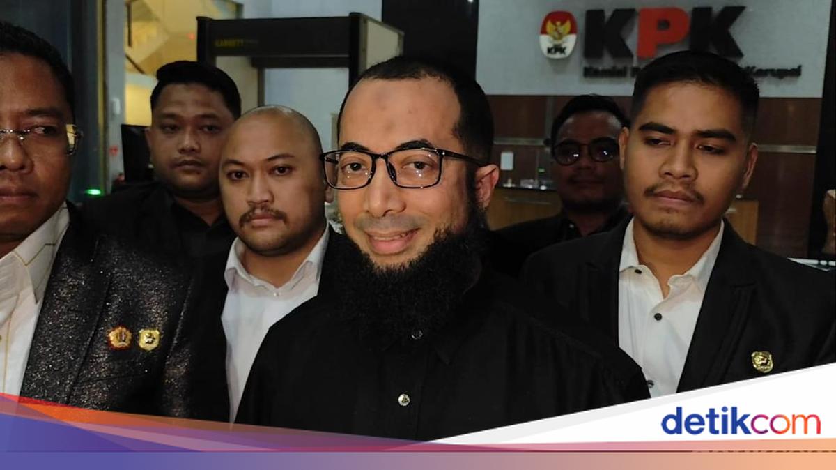KPK Questions Ustaz Khalid Basalamah Over Hajj Quota Allocation Arrangements