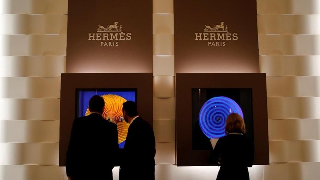 Iran War Claims New Victims: Hermes Sales Decline - Shares Plunge