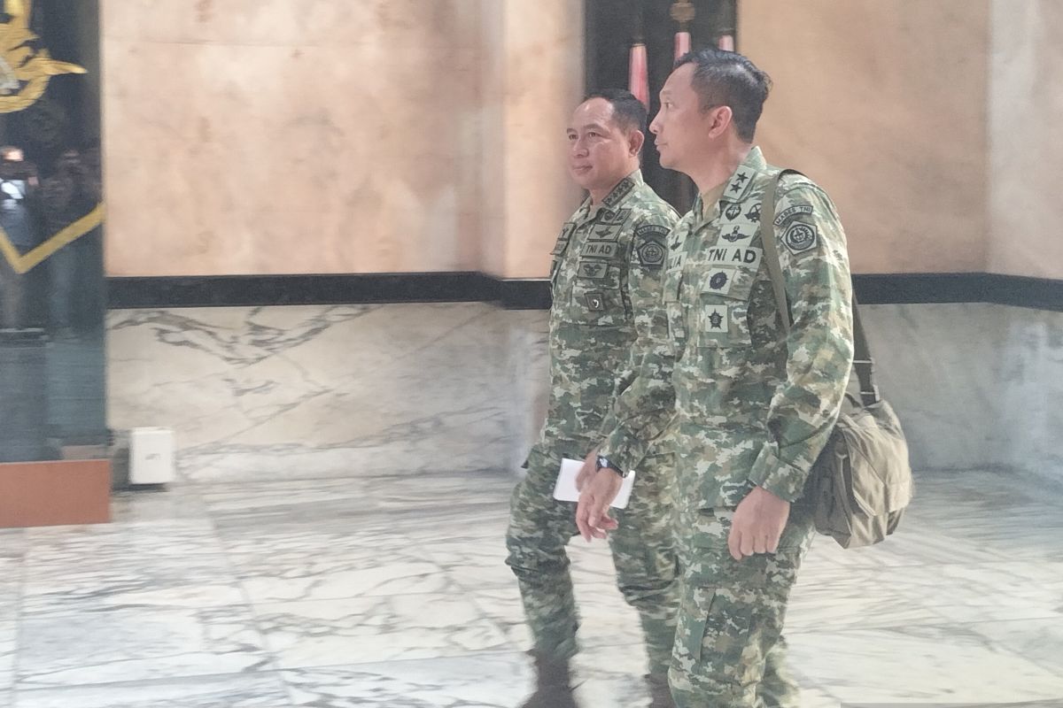 TNI Chief and Retirees Gather to Meet Defence Minister Sjafrie