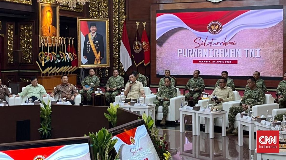 Defence Minister Gathers TNI Retirees, Andika and Gatot Nurmantyo Present
