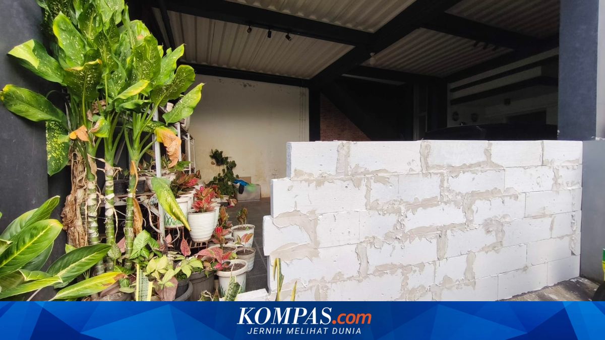 Alleged Community Organisation Involvement in House Blockade in South Tangerang, Lawyer Hands Over to Police