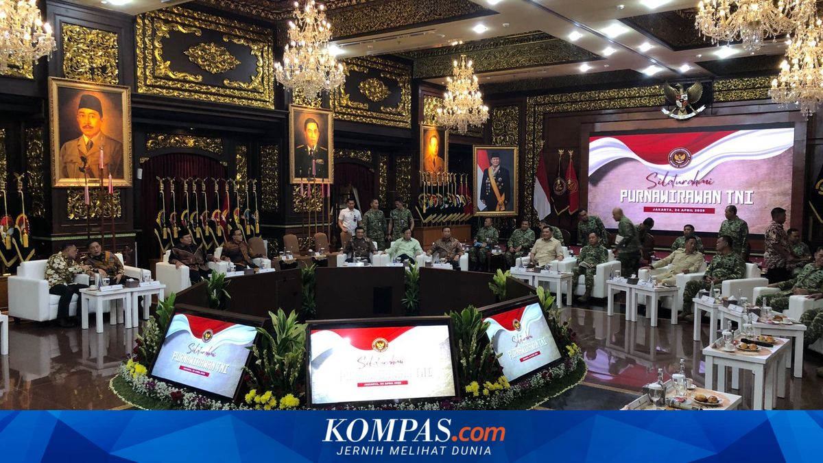 Defence Minister Gathers Retired TNI Generals to Discuss Defence Strategy
