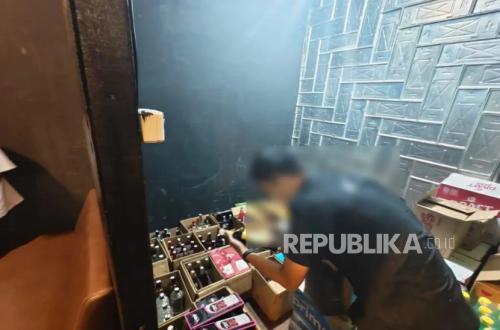 Malang Customs Uncovers Unlicensed Alcohol Sales at Karaoke Venue