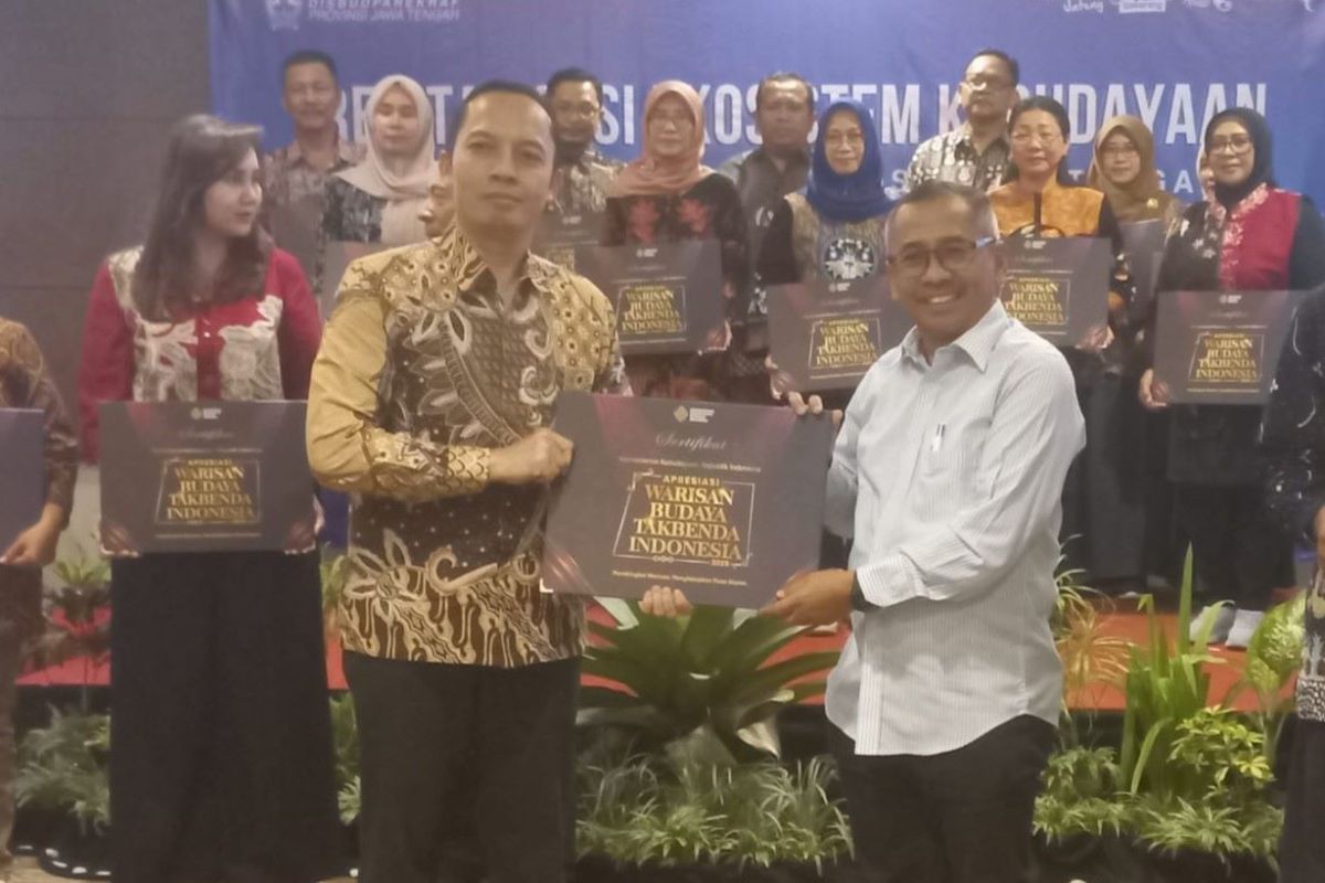 Kudus Regency Receives WBTB Certificate for "Guyang Cekathak"