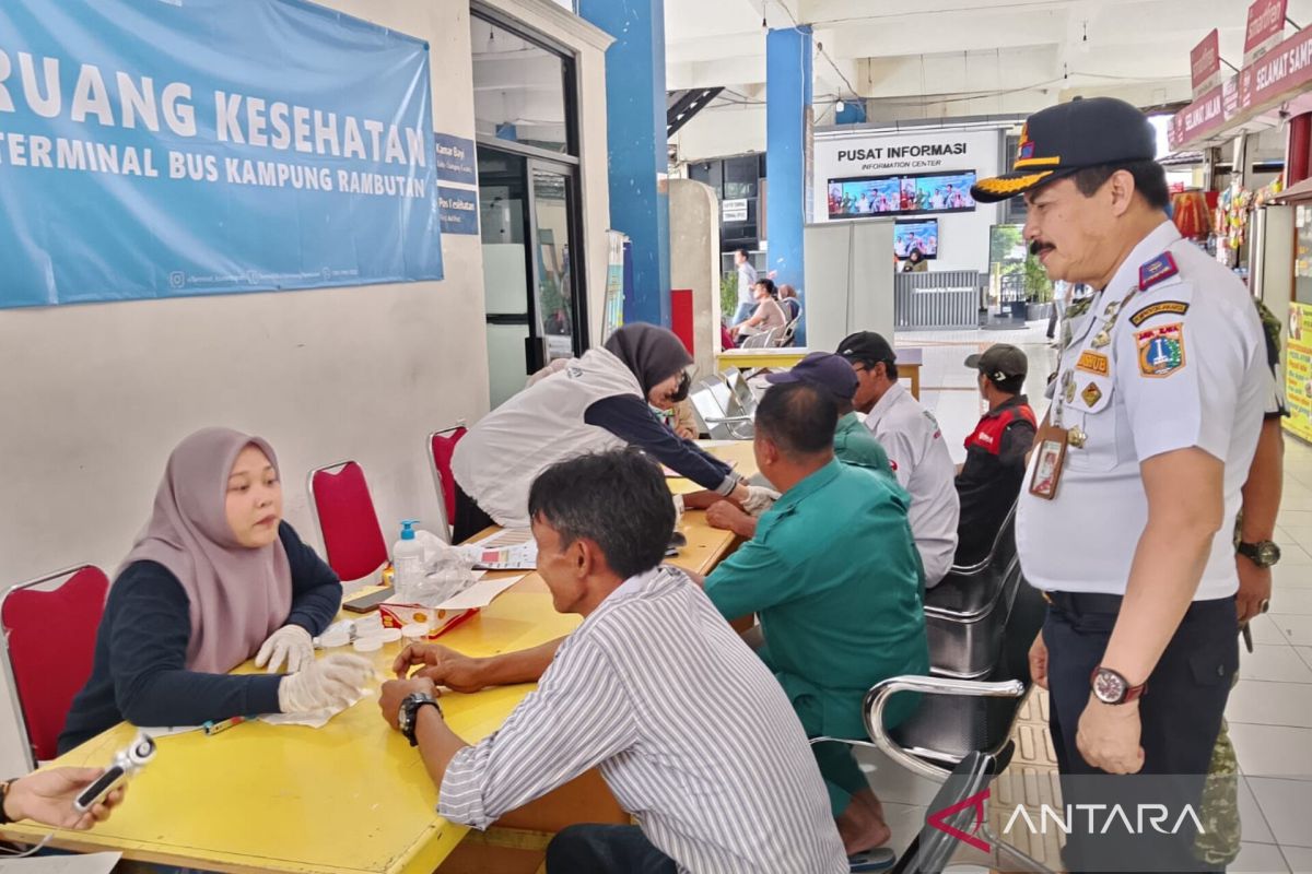 National Transportation Day: Kampung Rambutan Terminal Conducts Urine Tests for Bus Drivers