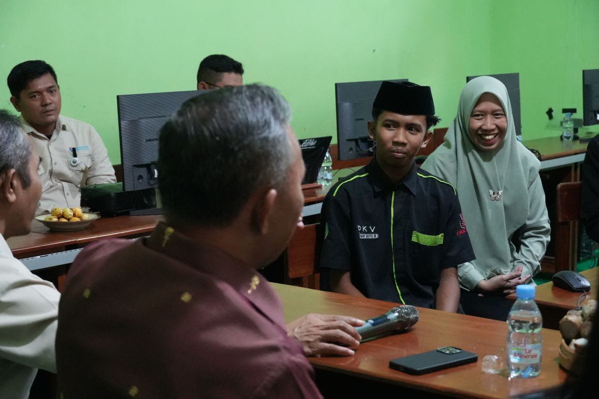 Human Rights Ministry backs student's opinion on free meal programme