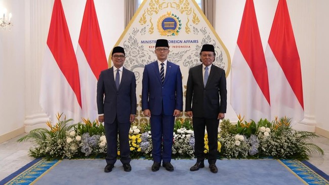 Foreign Minister Sugiono Appoints Two New Special Advisers, Here Are Their Duties