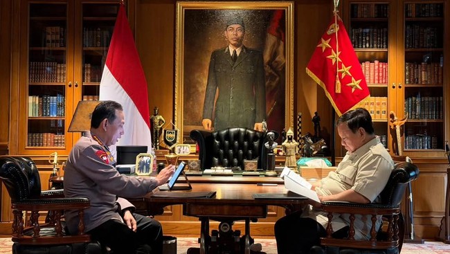 Prabowo Summons Police Chief Listyo to Hambalang to Discuss Security and MBG