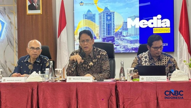 Purbaya Calls for Greater Efficiency in MBG Programme