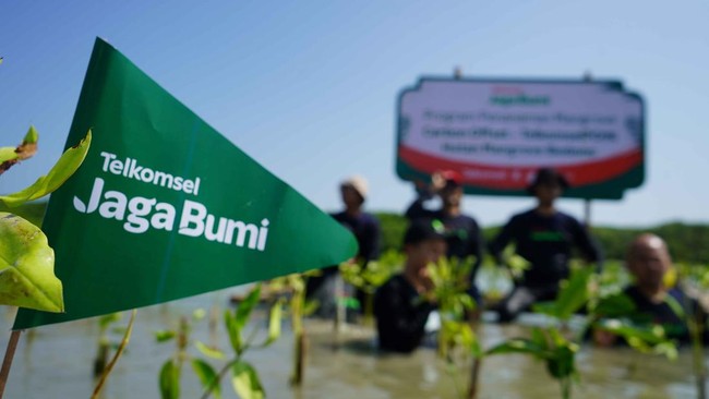 Telkomsel Invites the Public to Protect the Environment on Earth Day
