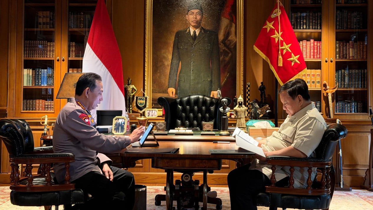 President Prabowo Summons Police Chief to Hambalang to Discuss Security and Strategic Programmes