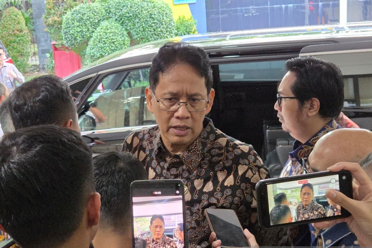 Indonesia rules out tax on ships passing Malacca Strait