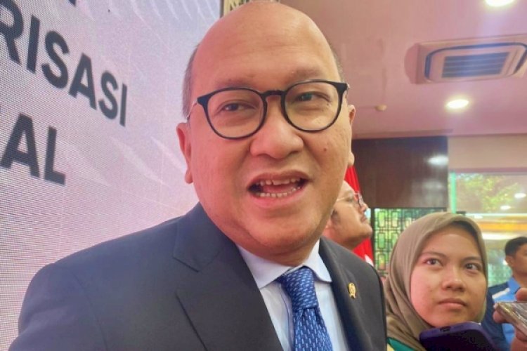 Rosan's Data Reveals Indonesia's Investment Breaking Free from Java-Centric Grip