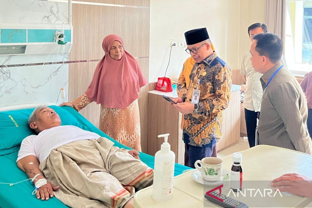 Ministry of Hajj: Two Elderly Hajj Candidates from Central Java Treated at Amri Tambunan Hospital