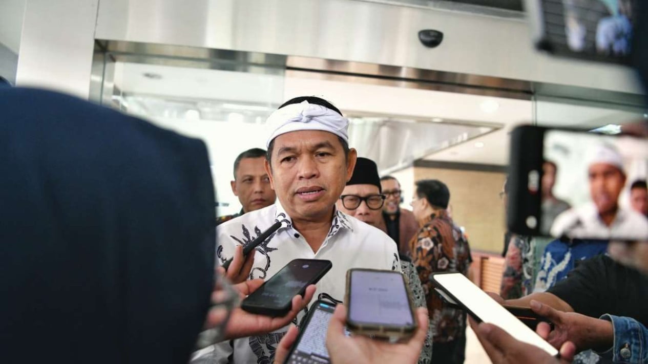 Dedi Mulyadi Reveals Reason Why Salaries of 3,823 Honorer Workers in West Java Remain Unpaid Despite Available Funds