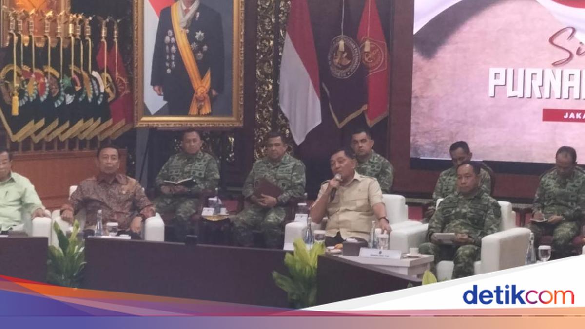What the Defence Minister Discussed in Meeting with Retired Military Officers