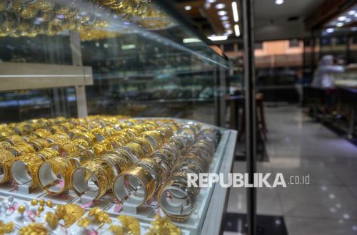 Gold Price Fluctuations Today: UBS Up, Galeri24 Down, Antam Stable in the Market