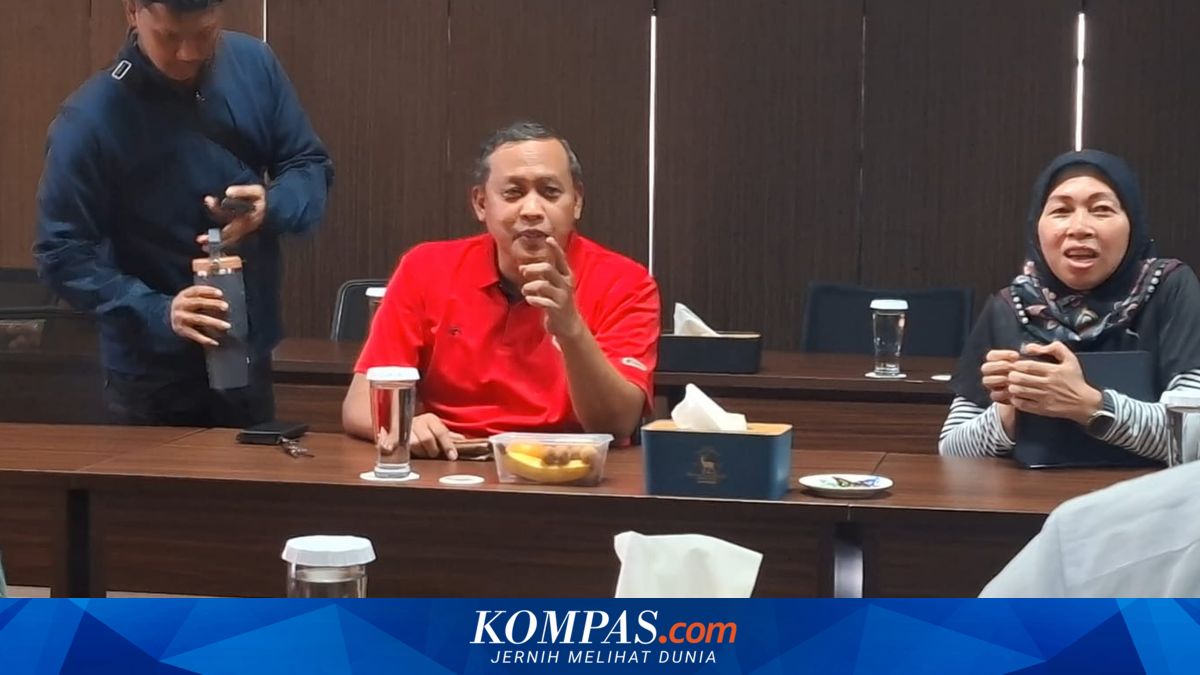 Bekasi Mayor Implements English Language Use for Civil Servants, Boosting Global Competence